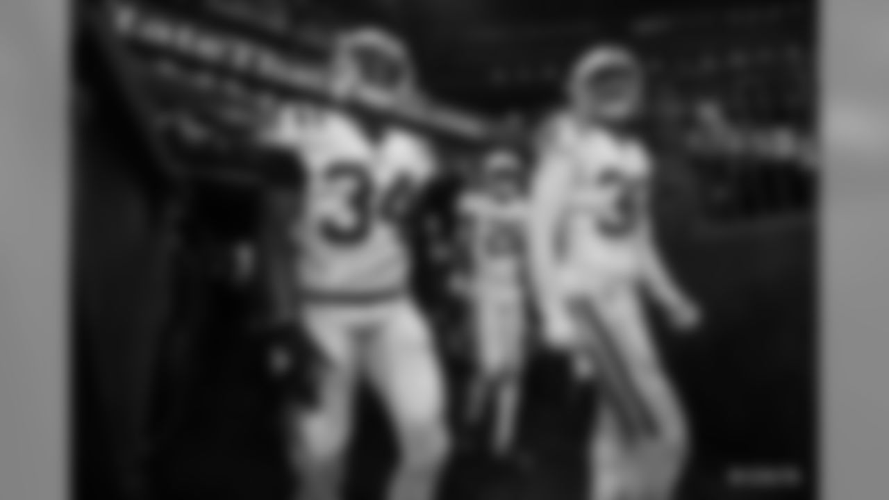 34 cornerback Rock Ya-Sin