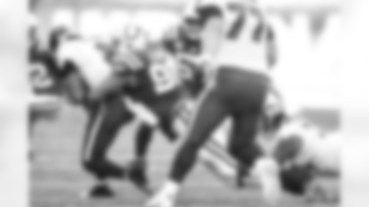 90 DT Grover Stewart