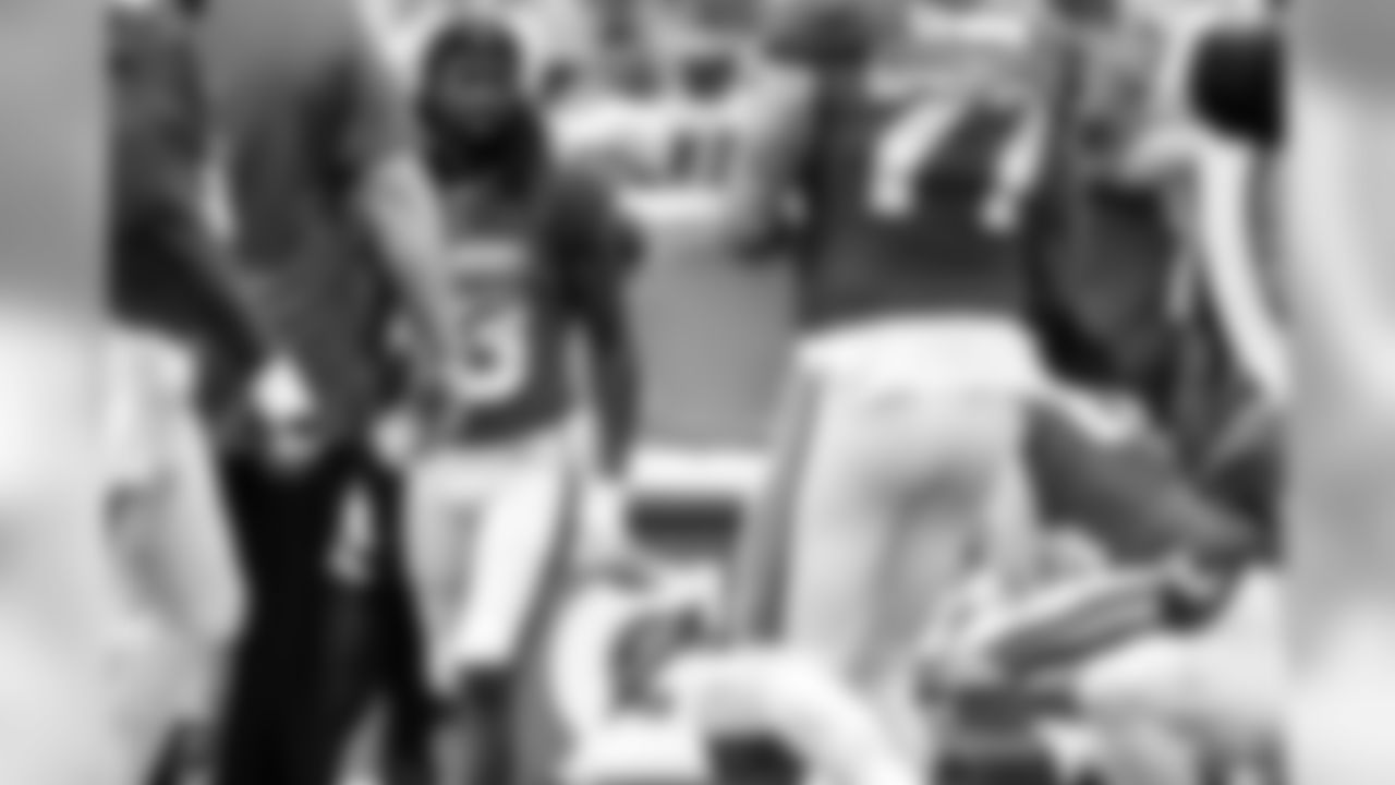 SUBJECTS] seen at [EVENT NAME] at [VENUE] on Thursday, Jan. 11, 2018 in Terre Haute, Ind. (Matt Bowen/AP Images for Macy's)