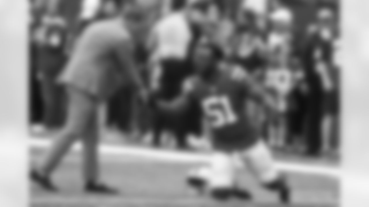 1002_TEN_Pregame_020