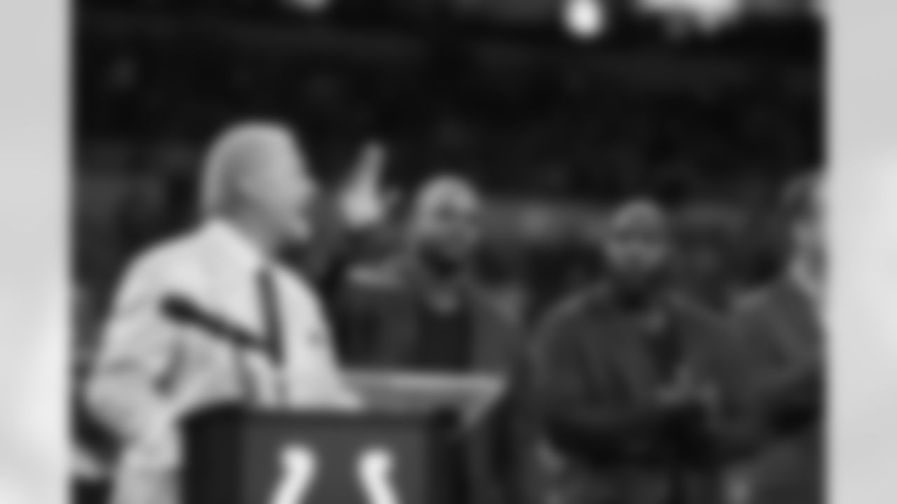 Dwight Freeney, Robert Mathis