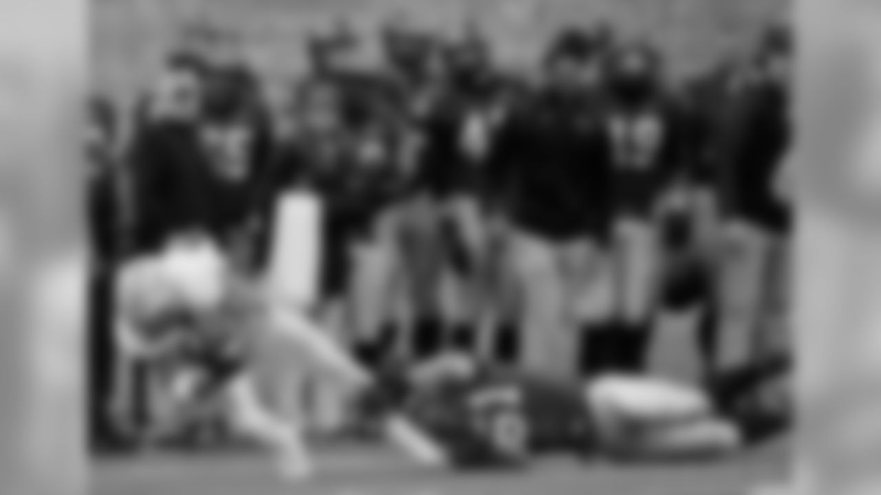 38
Varga, Tyler
RB
Yale