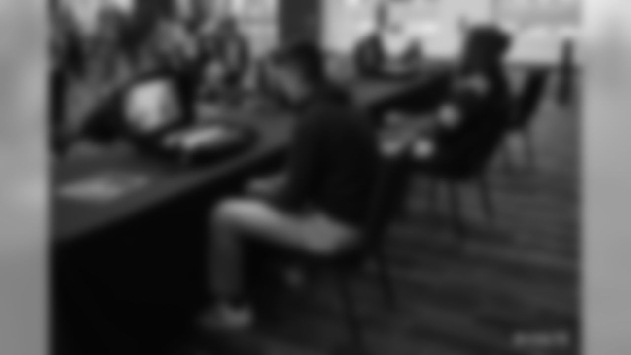 2019_1111_GIJoesVsPros_0218