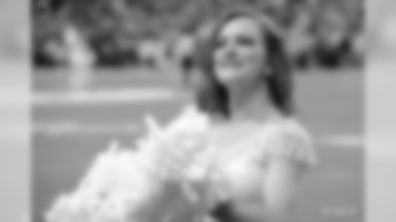 2019_1201_TEN_10011