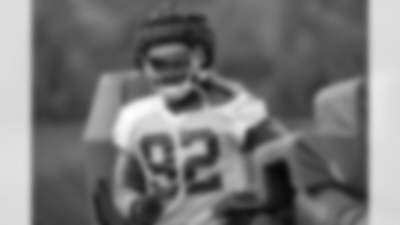 92 DE Jake Martin