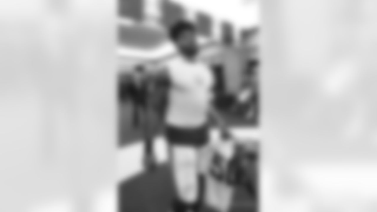 2018_1111_LockerRoom_0018