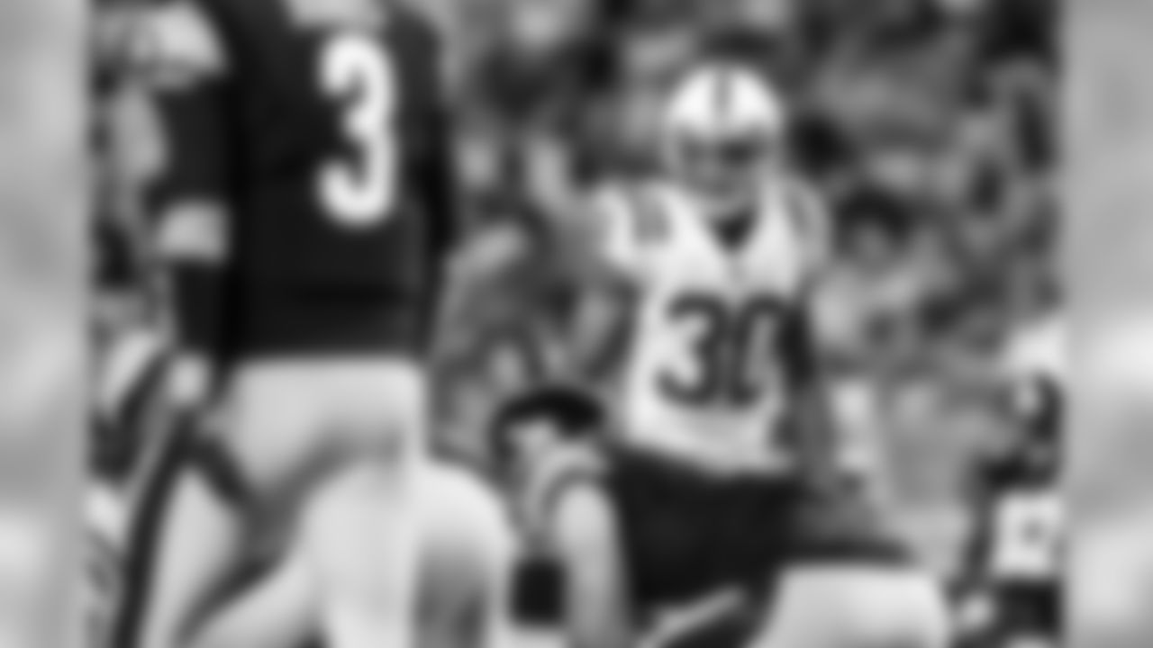 30 Melvin, Rashaan CB 6-2 196 28 5 Northern Illinois