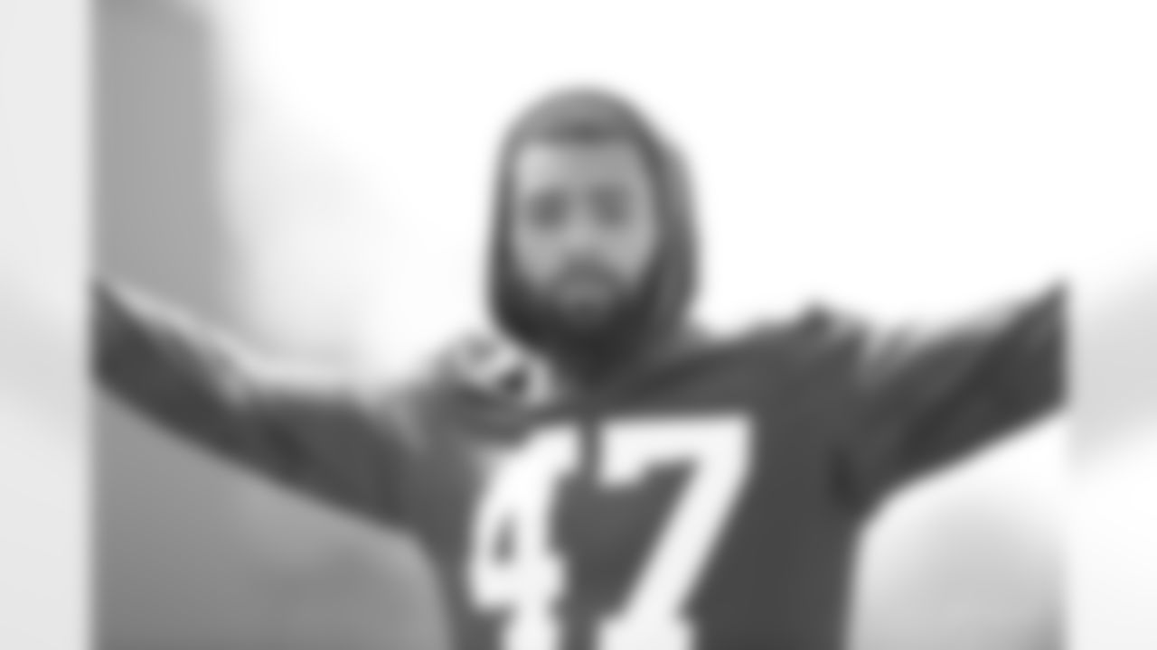 47 CB Anthony Chesley