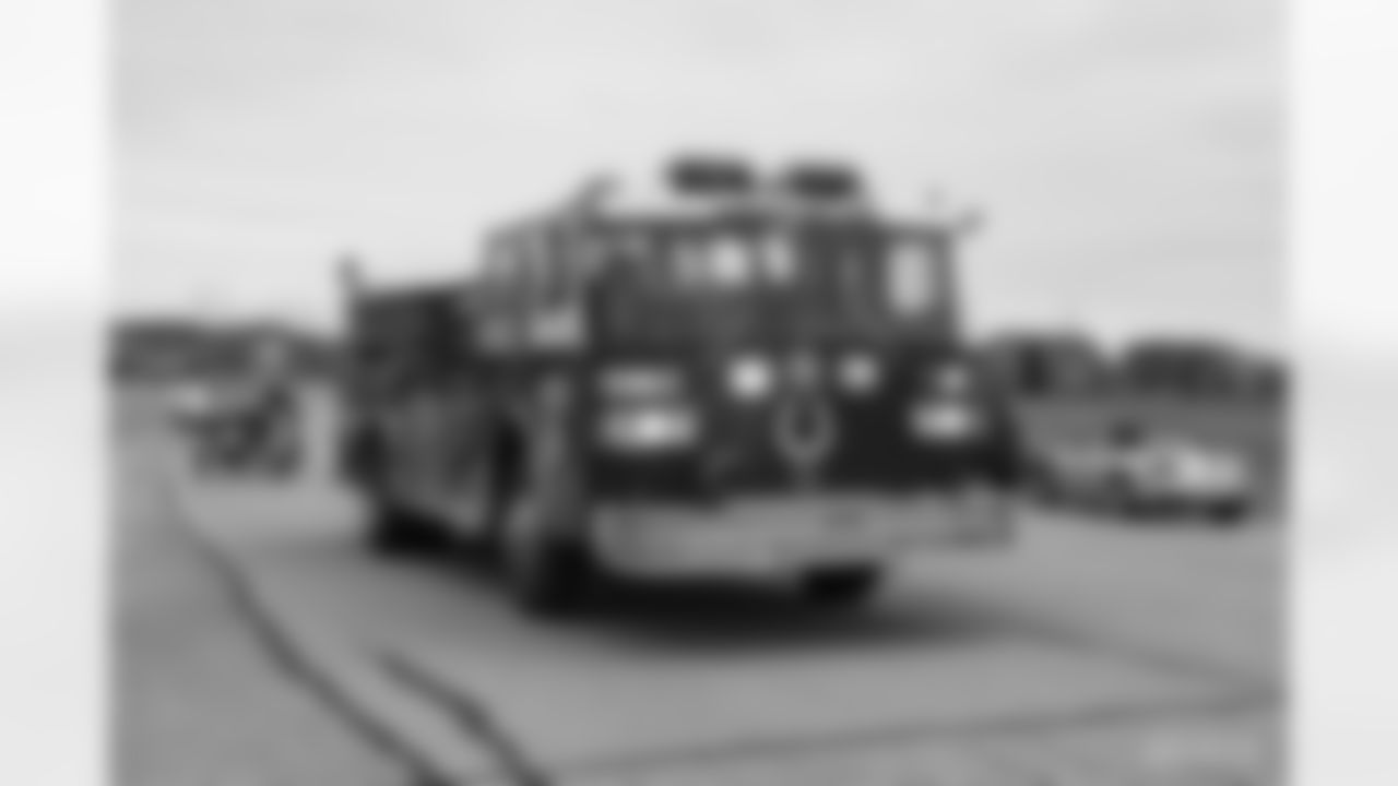 2020_0107_ColtsCaravan0332