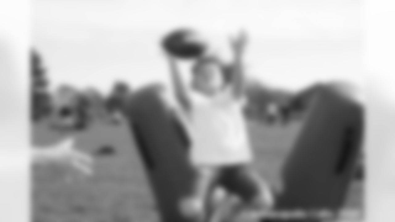 LANDING_youthfootball-8
