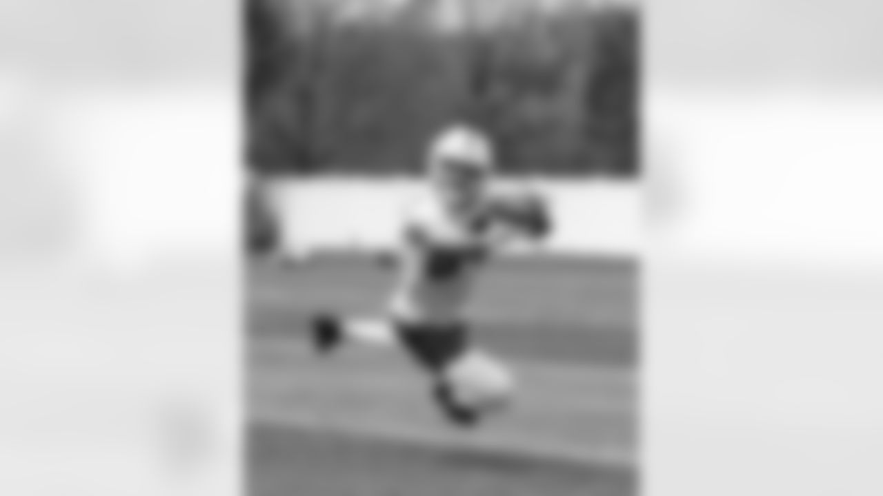 84 WR Ethan Fernea,
Players practice during voluntary Veteran Mini Camp offseason workouts.