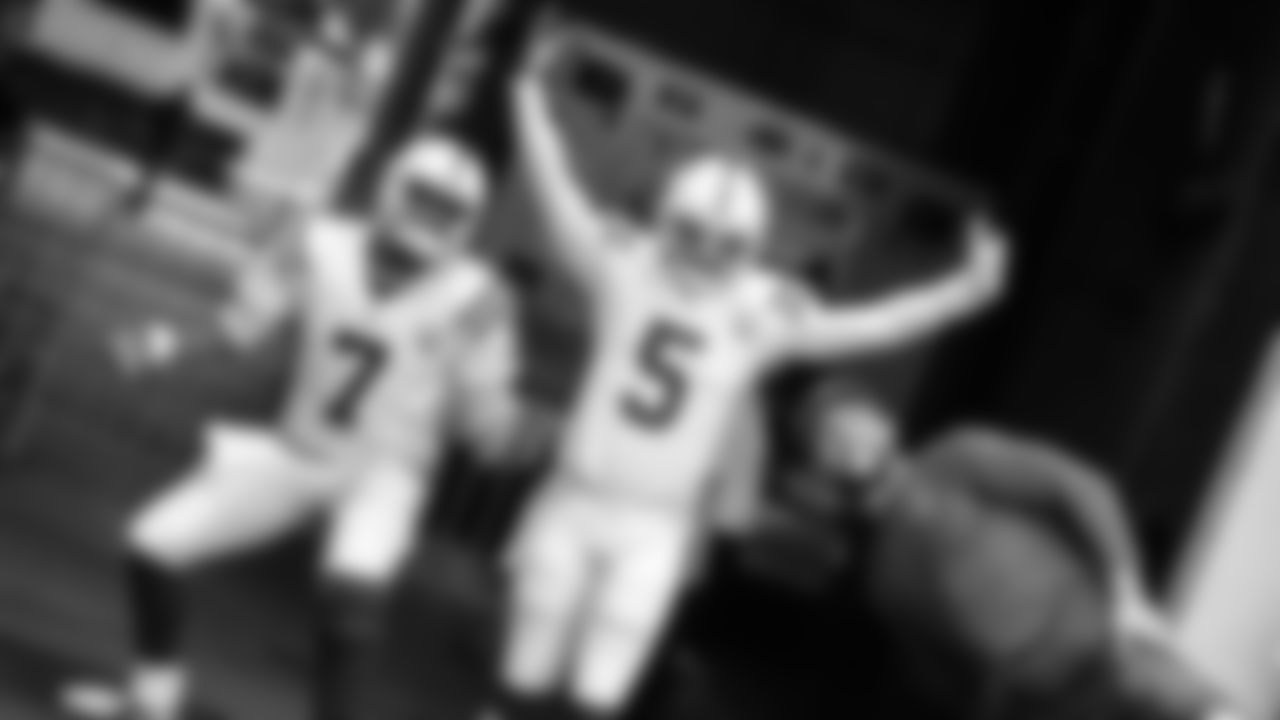 Andrew Luck #12 | QB | 6-4 | 240 | 29 | 7 | Stanford