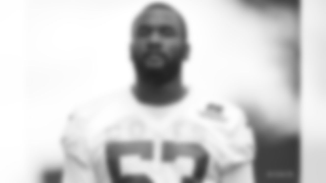 53 LB Shaquille Leonard