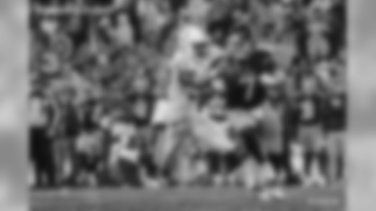 Kemoko Turay, defensive end (second-round [52nd-overall] pick): Turay played in 14 games (three starts) in 2018, totaling 15 tackles (11 solo), 1.0 tackle for loss, 4.0 sacks and one forced fumble. In Week 3, he recorded his first-career sack. In Week 6, he made his first-career start, and the following week he had three solo tackles, 1.0 sack and a forced fumble. Turay appeared in two postseason contests and had two solo tackles and 1.0 tackle for loss.