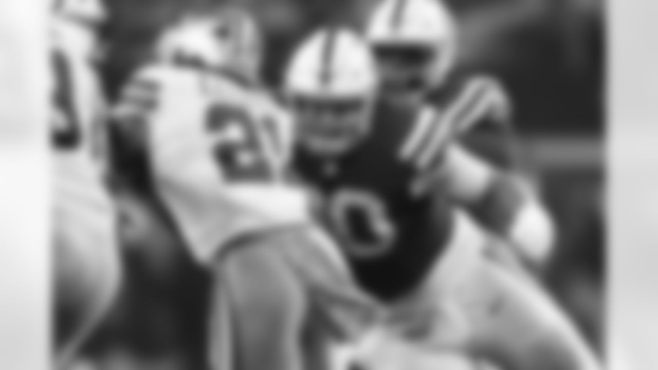 90 DT Grover Stewart