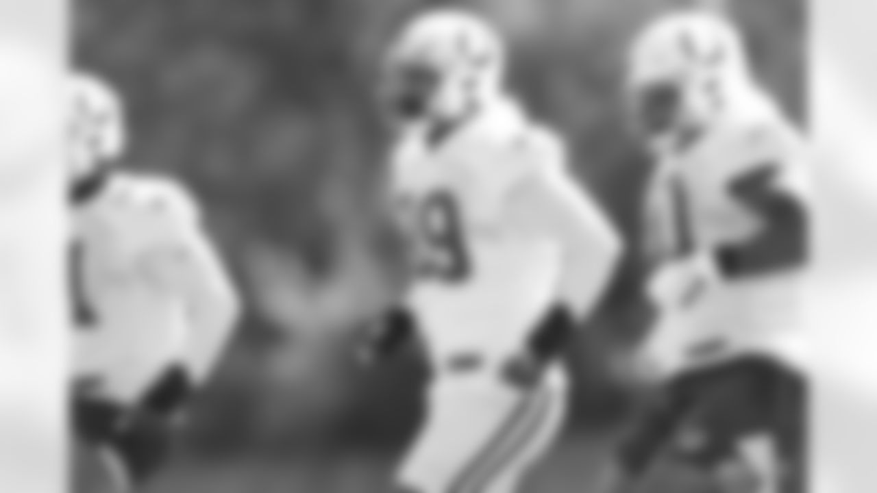 99 DT DeForest Buckner