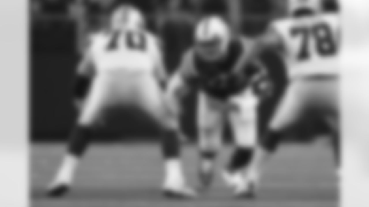 99 DT DeForest Buckner