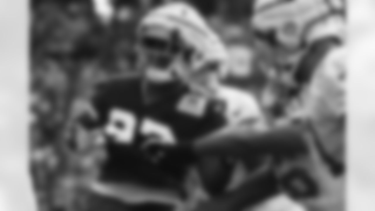 93 DT Eric Johnson