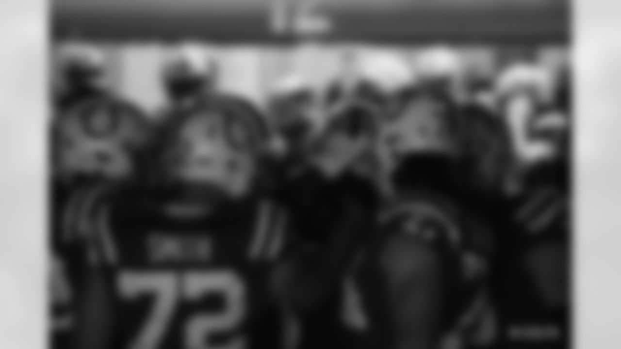74 T Anthony Castonzo, #72 T/G Braden Smith