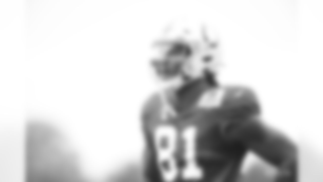 81 TE Mo Alie-Cox