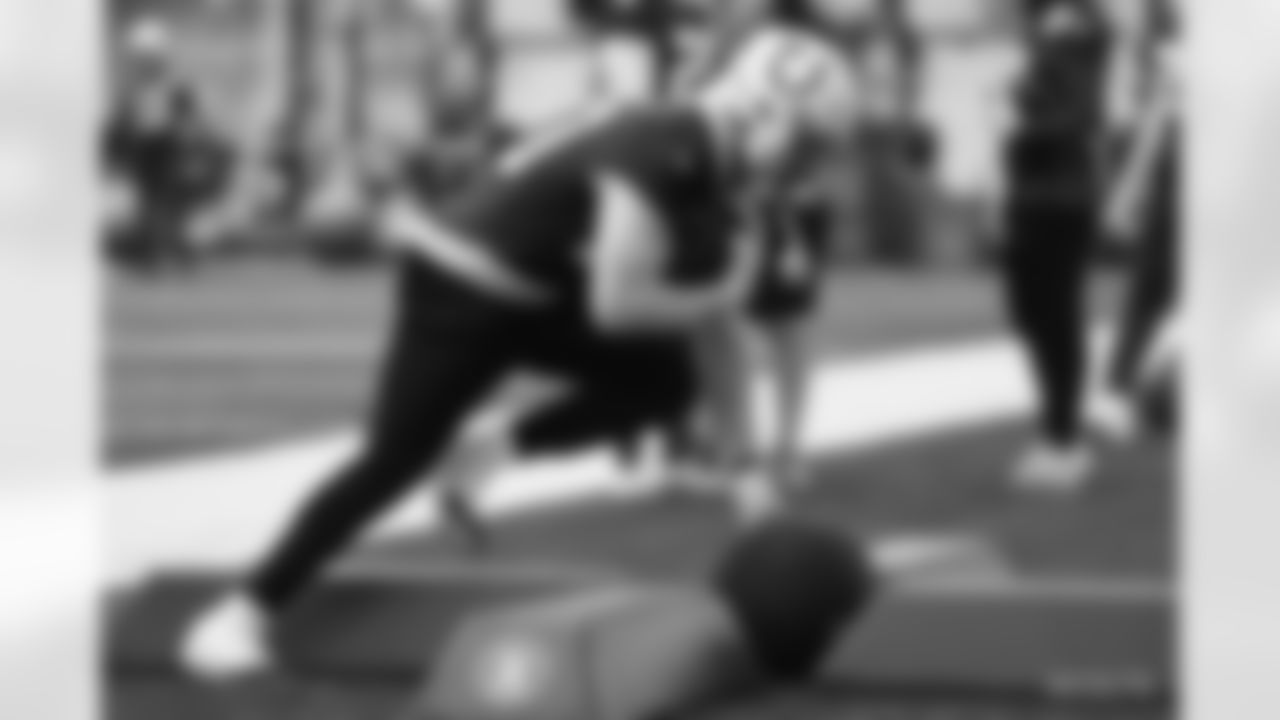 47 CB Anthony Chesley