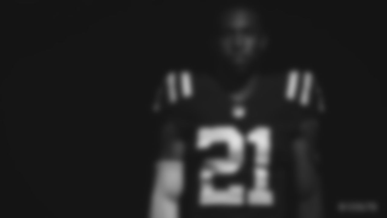 21 RB Nyheim Hines