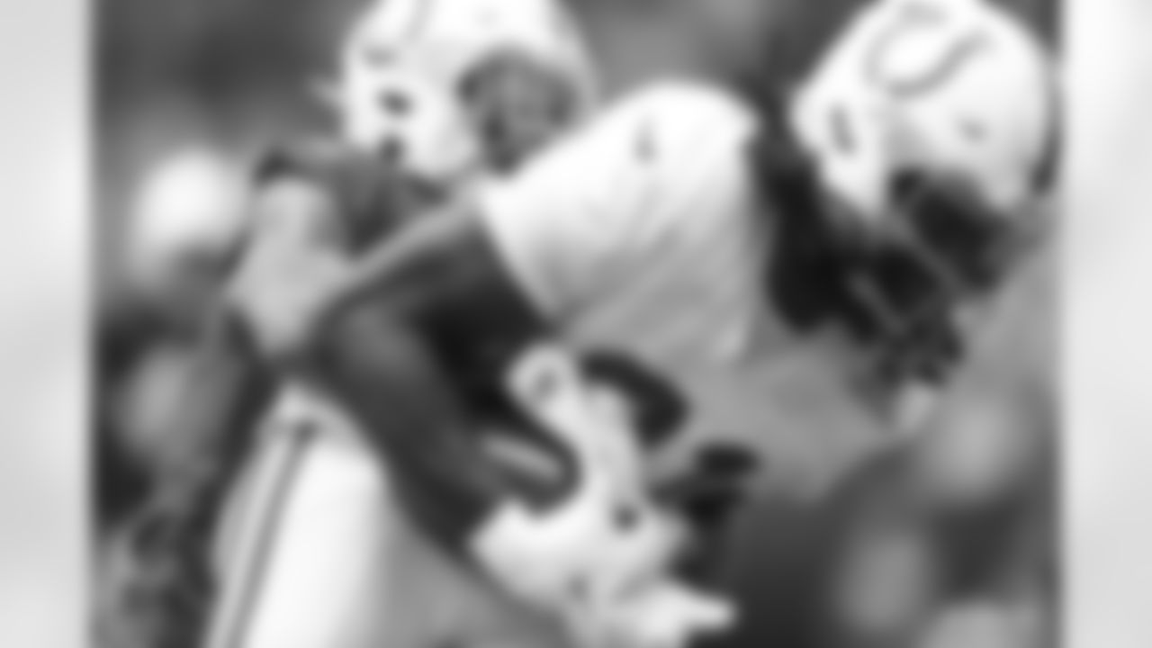 81 TE Mo Alie-Cox