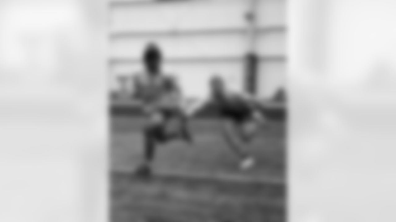 Players workout during Phase I of offseason workouts.
20 S Nick Cross, #25 CB Rodney Thomas II,