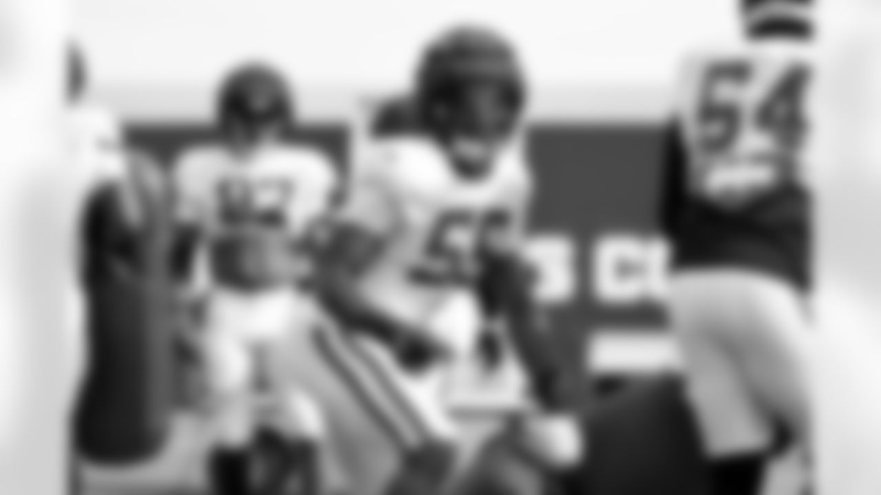 55 DE Isaiah Land