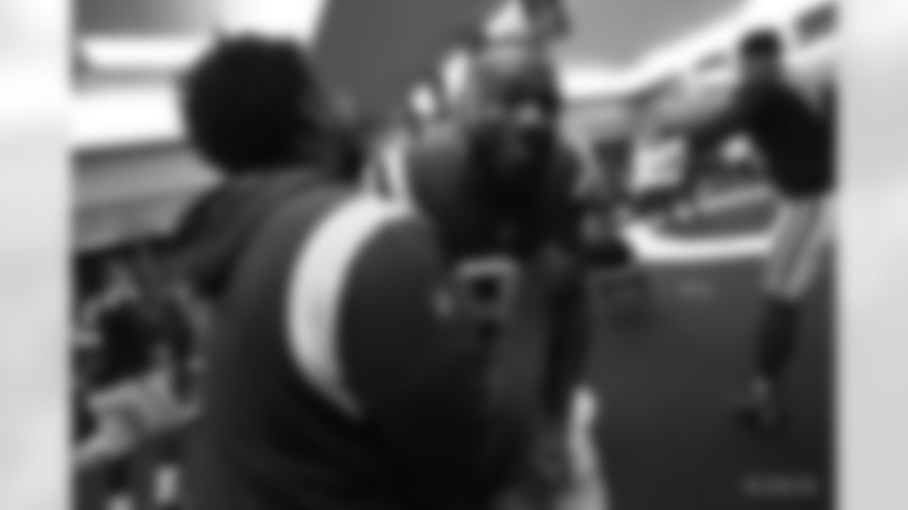 Nate Ollie Defensive Line, #91 DE Yannick Ngakoue