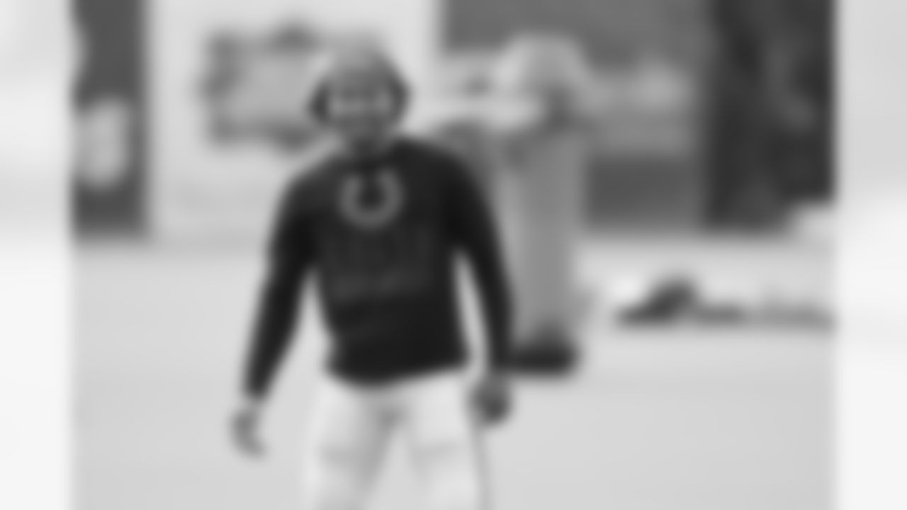 32 S Julian Blackmon