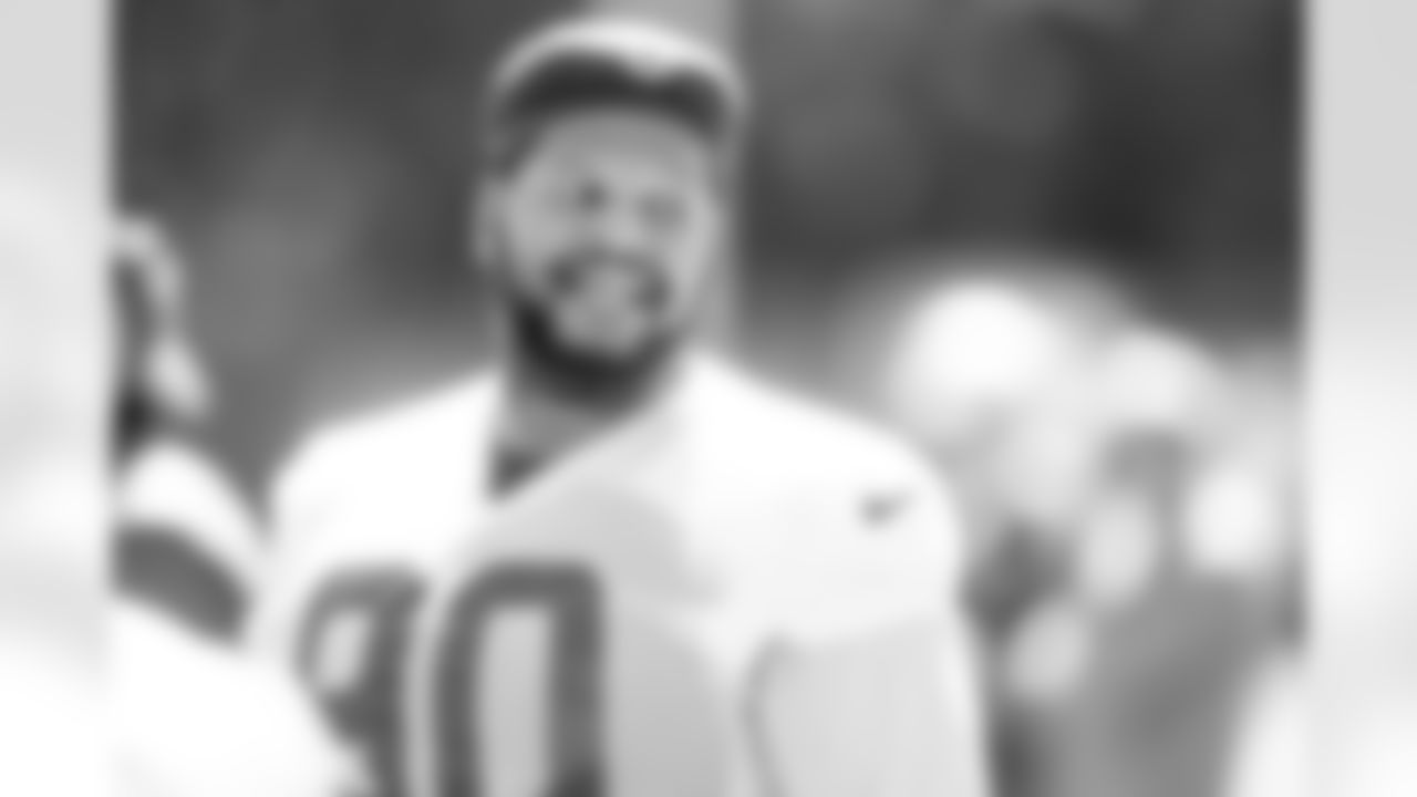 90 DT Grover Stewart