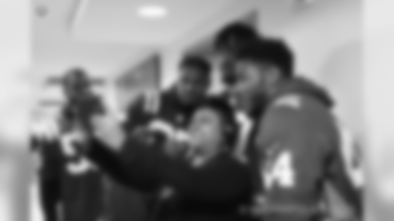 2018_1112_ CM_VAHospitalVisit0057