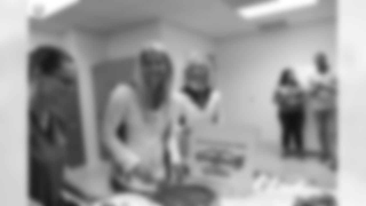 2018_1019_NursePizzaEvent_0081