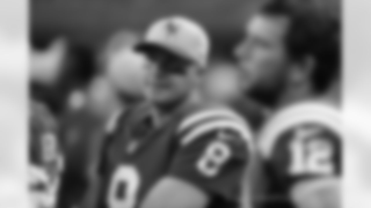 #8 Matt Hasselbeck - QB