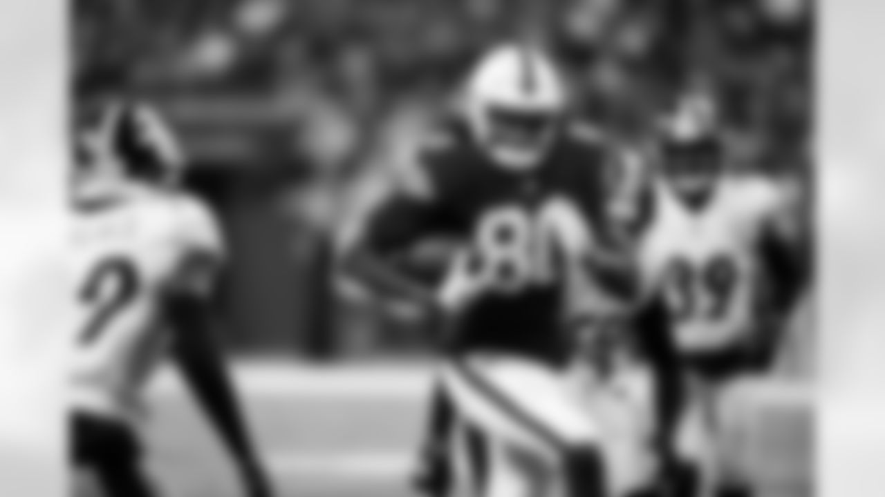 80 TE Jelani Woods,