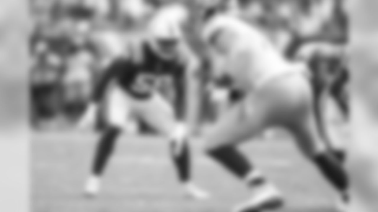 58 linebacker Bobby Okereke
