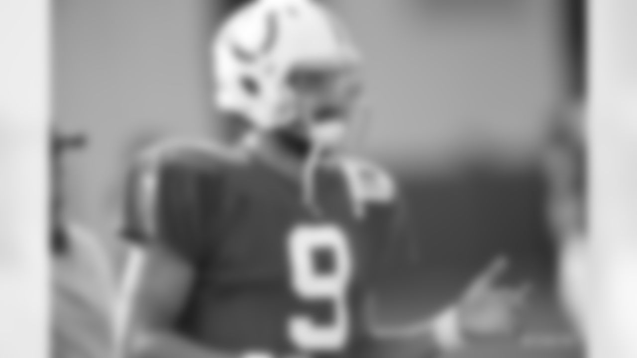 Jacob Eason #9 QB 6-6 231lbs 22yrs Exp R Washington