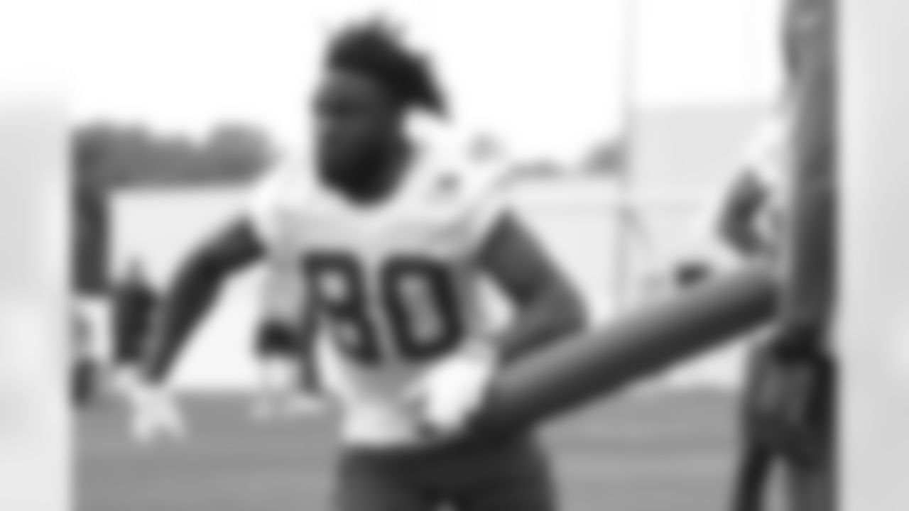 WR Gary Jennings, 6-1, 216