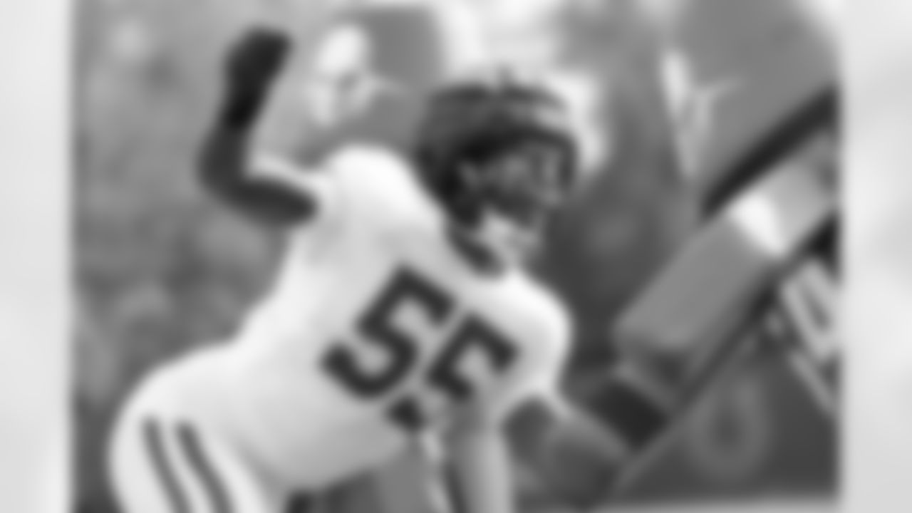 55 DE Isaiah Land