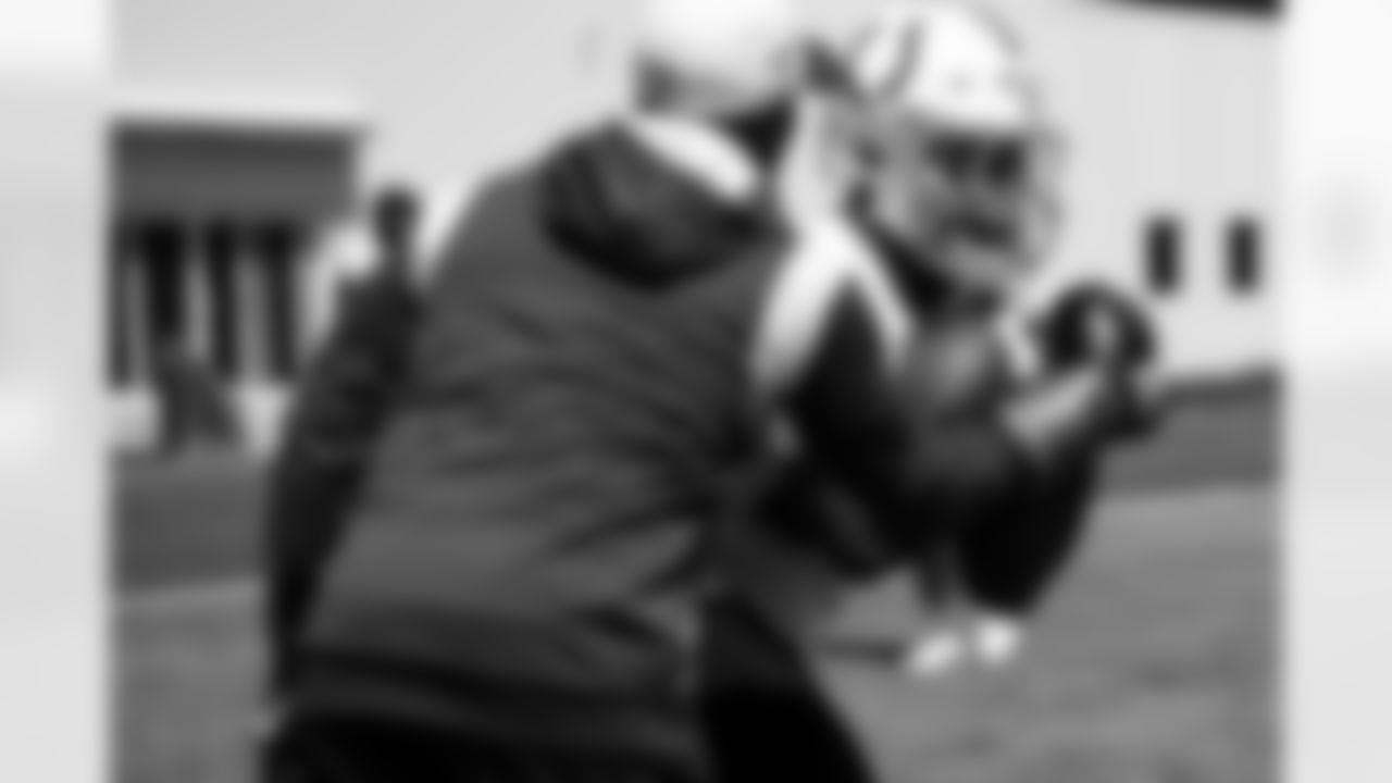 DeAndre Smith Running Backs, 21 WR Zack Moss,
Players practice during voluntary Veteran Mini Camp offseason workouts.