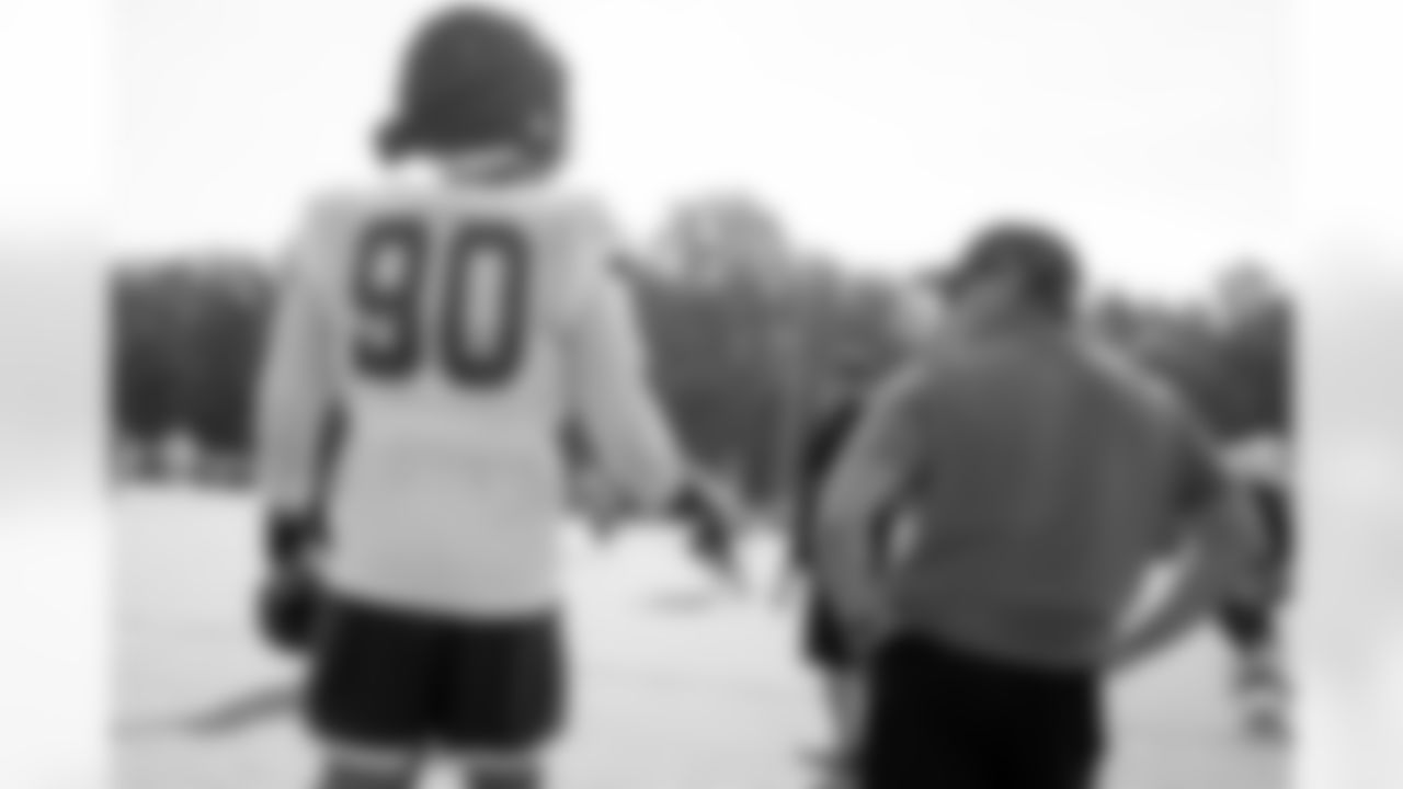 90 DT Grover Stewart , Chris Ballard General Manager,
2023 Colts Training Camp - Grand Park