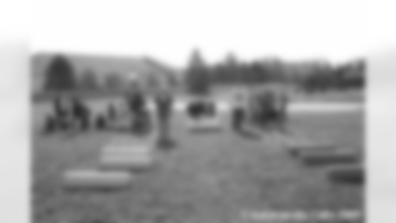 LANDING_youthfootball-5