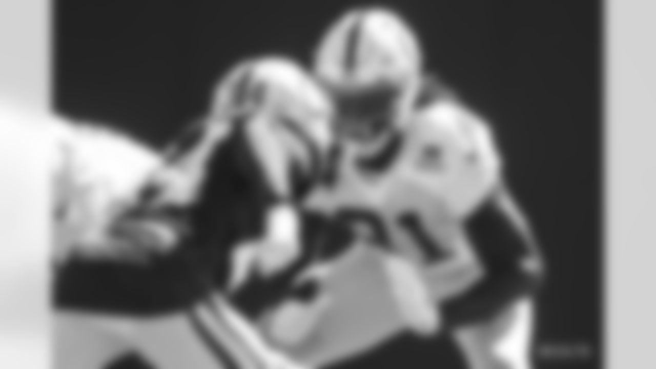 81 TE Mo Alie-Cox