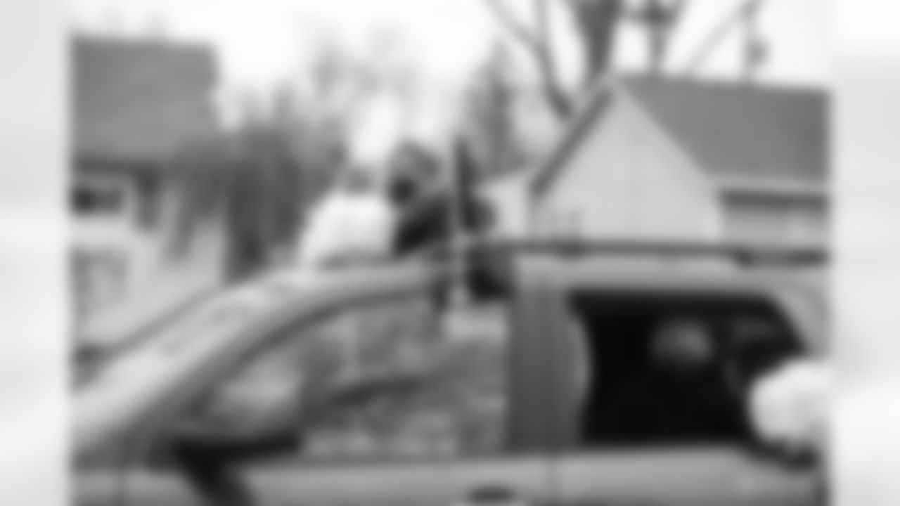 2020_0107_ColtsCaravan0077