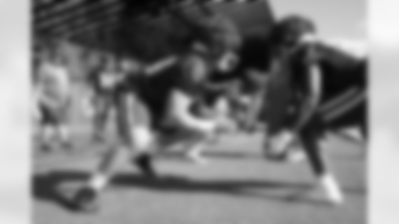 78 C Ryan Kelly
2023 Colts Training Camp - Grand Park
