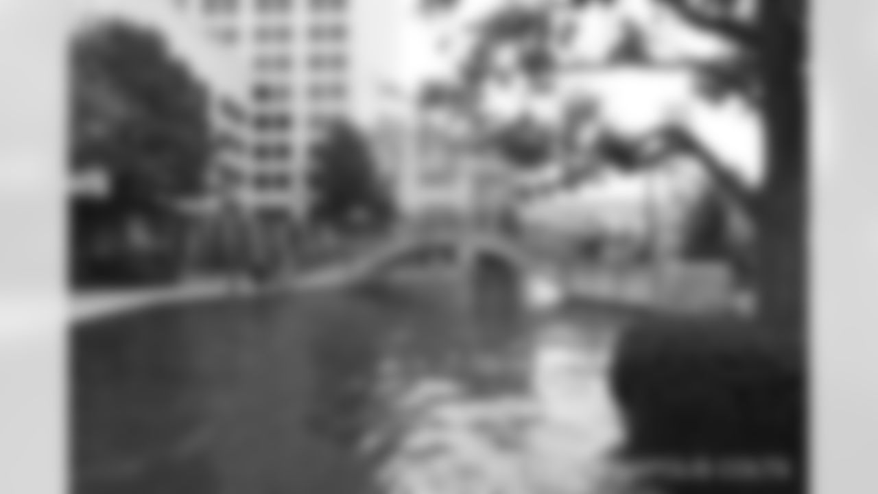 2018_1008_pinkingofthecanal_0129