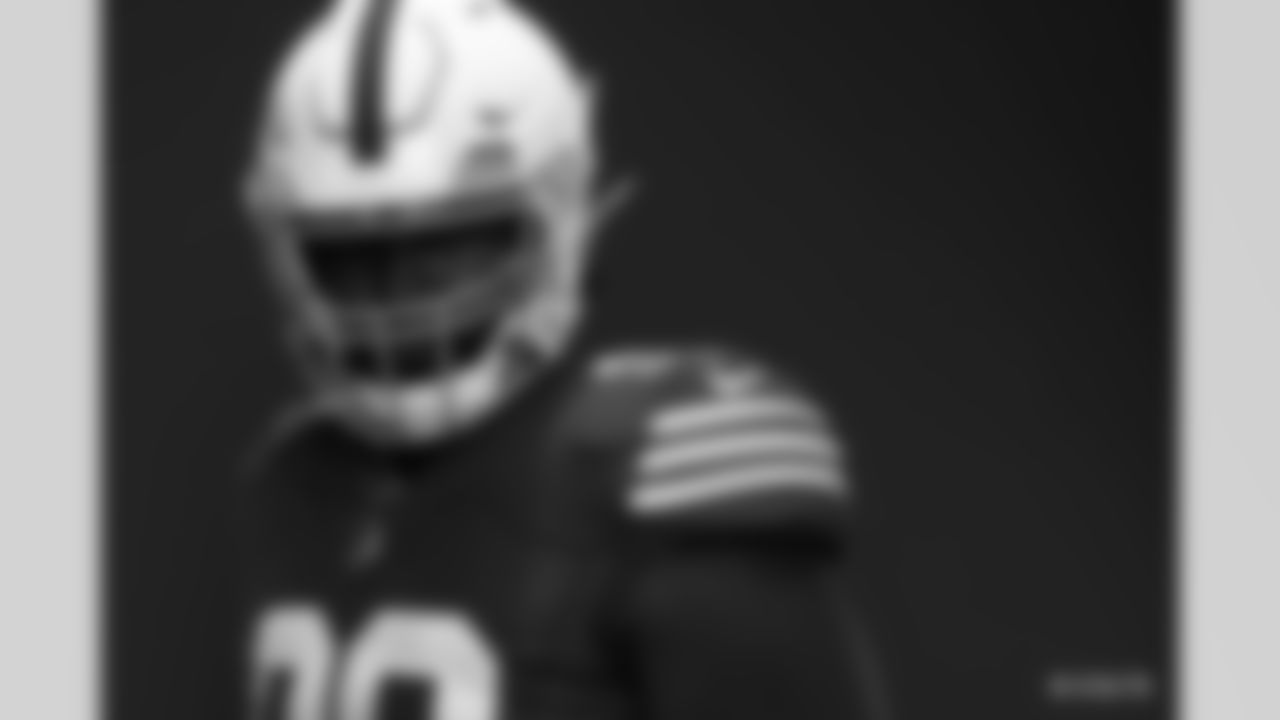 99 DT DeForest Buckner