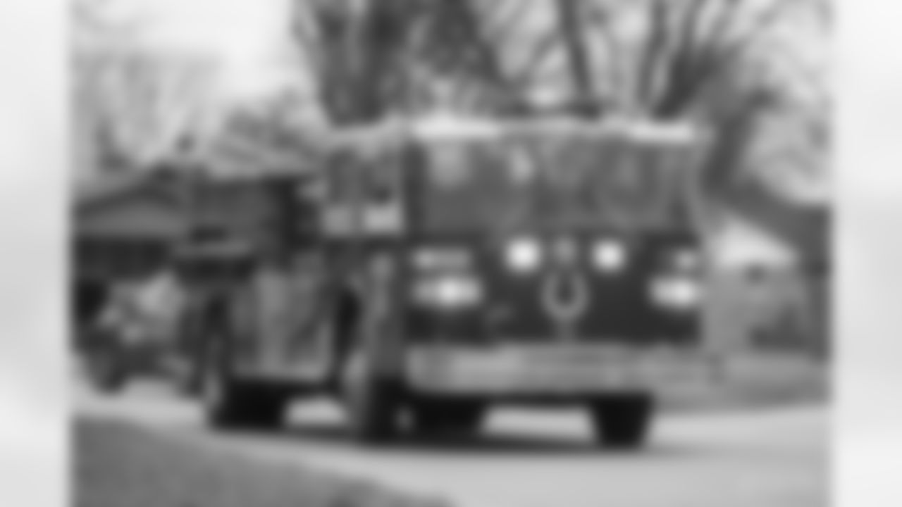 2020_0107_ColtsCaravan0174