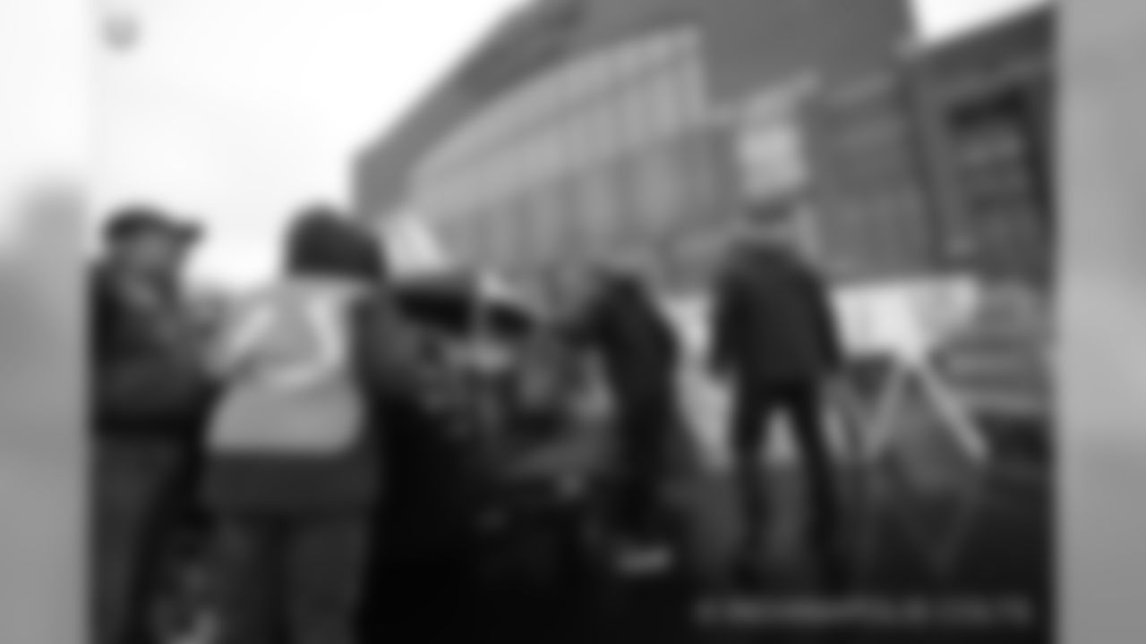 2018_1119_HorseshoeHelp_Spon_0331